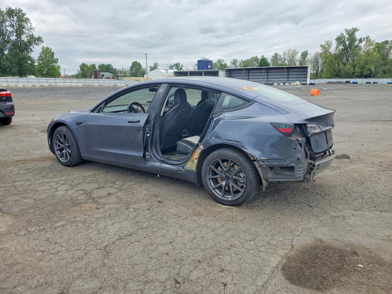 2022 TESLA MODEL 3 — снимка 2