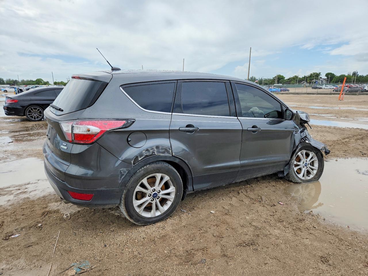 2017 FORD ESCAPE SE — снимка 3