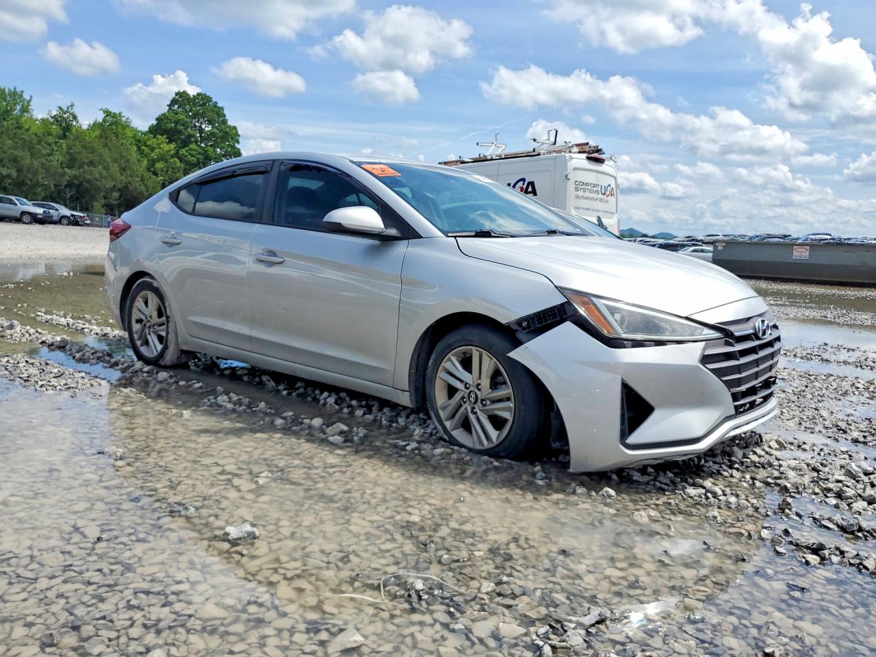 2019 HYUNDAI ELANTRA SEL — снимка 4