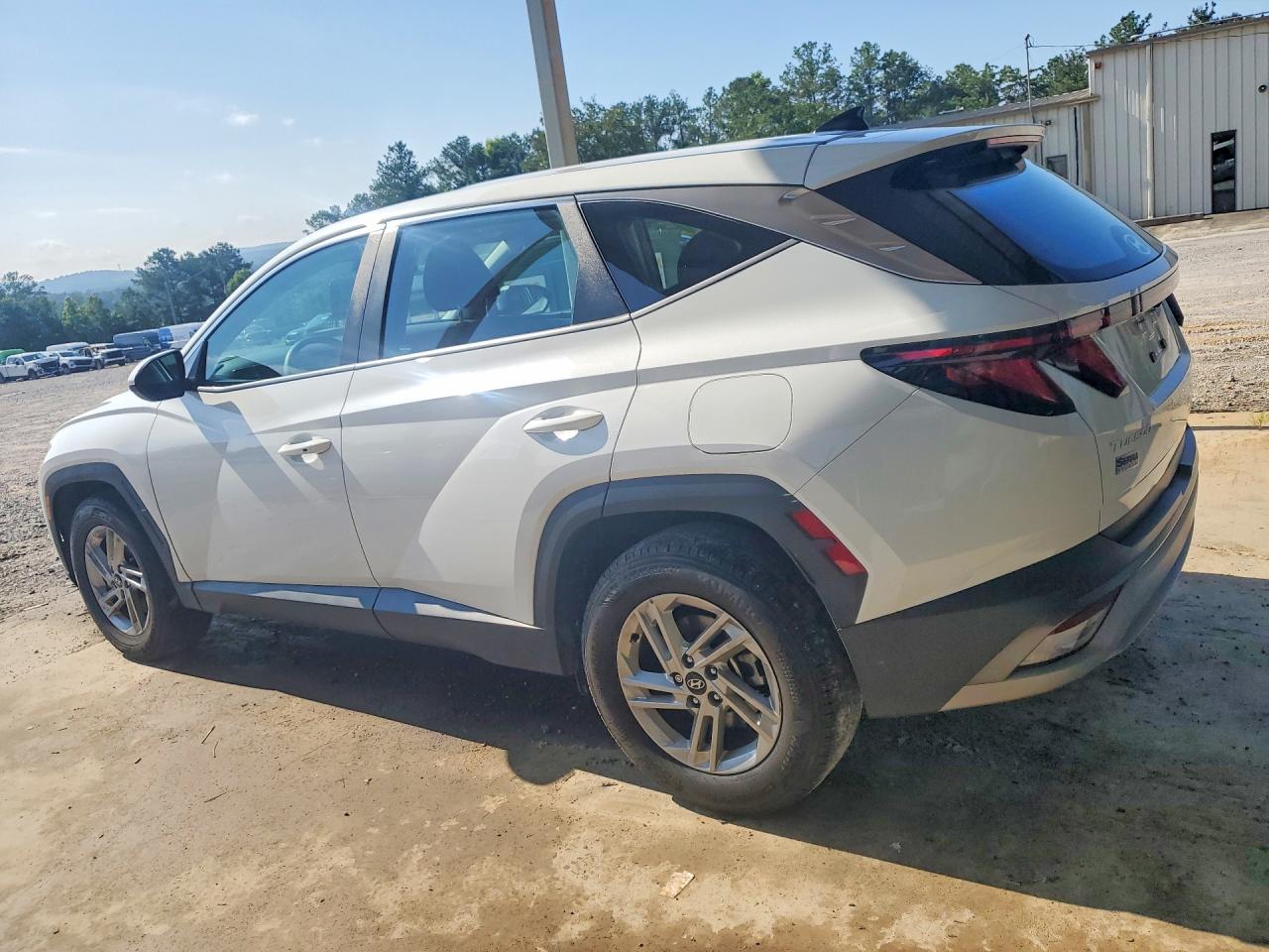 2025 HYUNDAI TUCSON SE — снимка 2