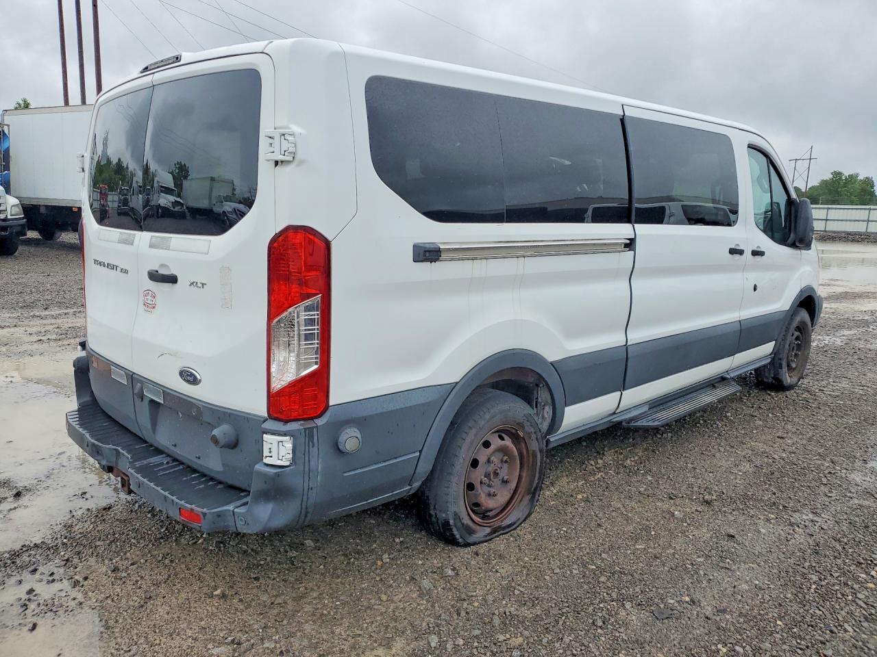2015 FORD TRANSIT T-350 — снимка 3