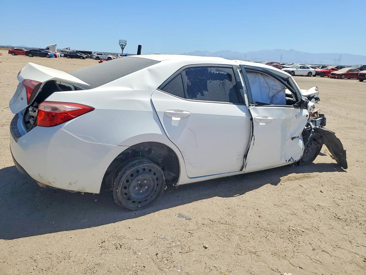 2017 TOYOTA COROLLA LE — снимка 3