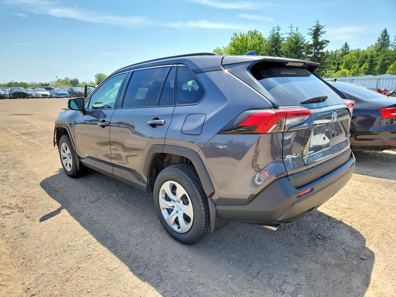 2019 TOYOTA RAV4 LE — снимка 2