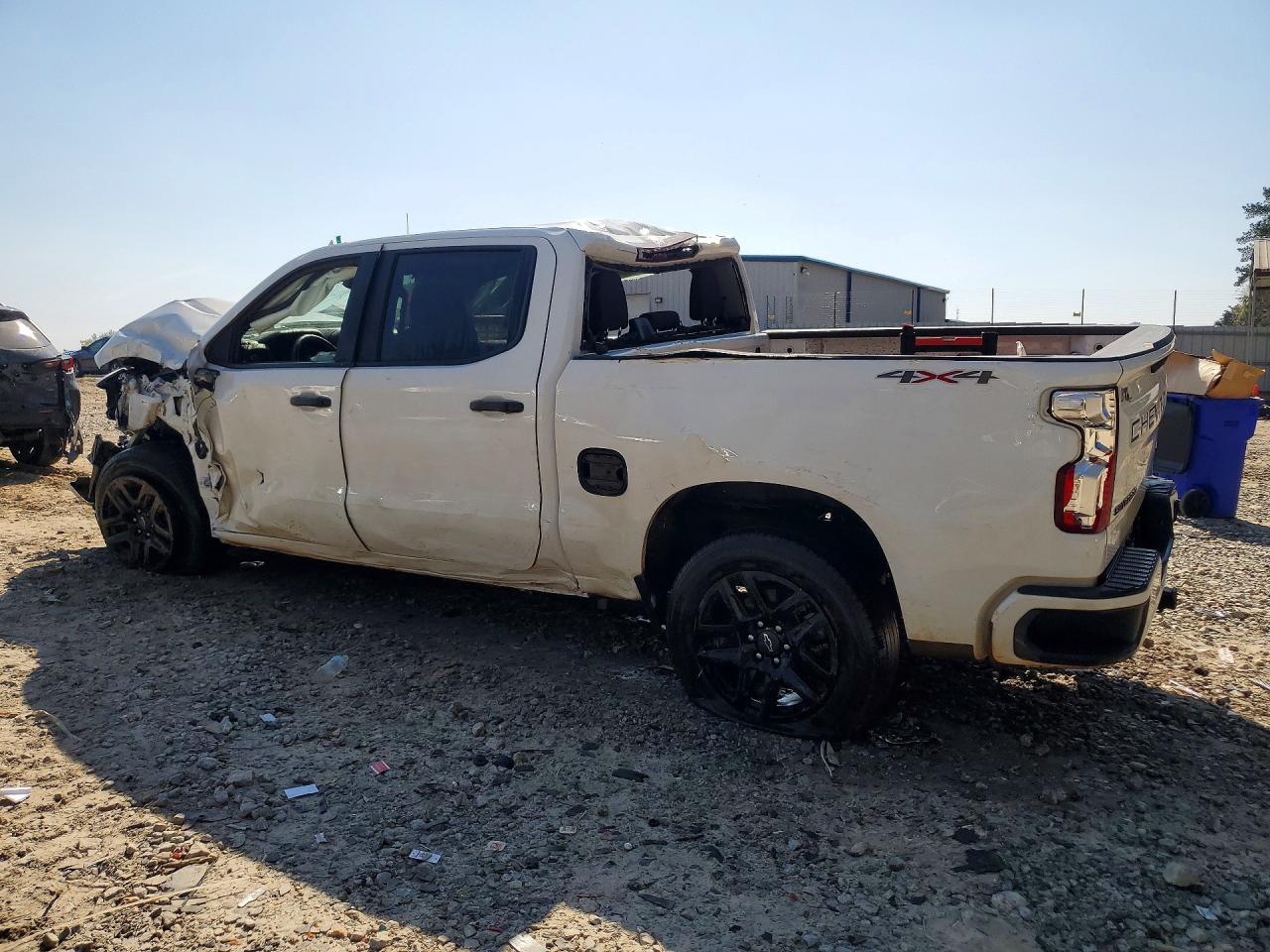 2023 CHEVROLET SILVERADO K1500 CUSTOM — снимка 2