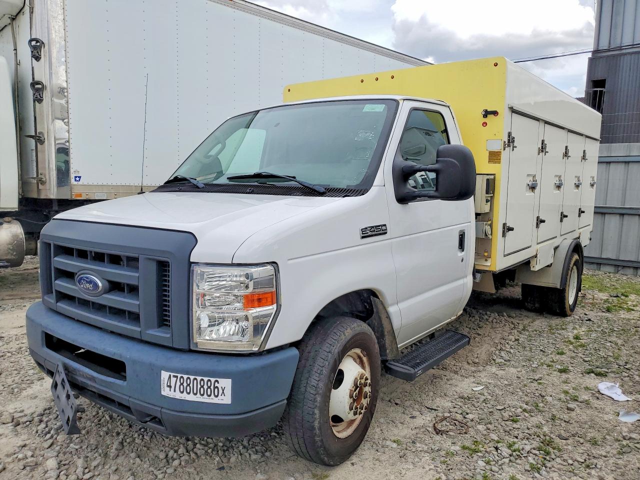 2017 FORD ECONOLINE E450 SUPER DUTY CUTAWAY VAN
