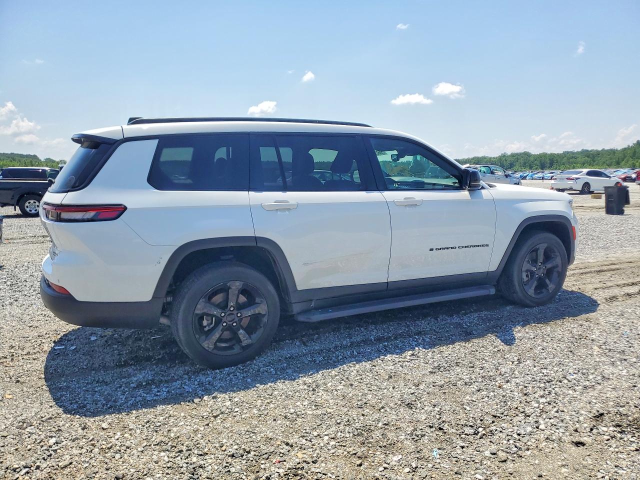 2023 JEEP GRAND CHEROKEE L LAREDO — снимка 3
