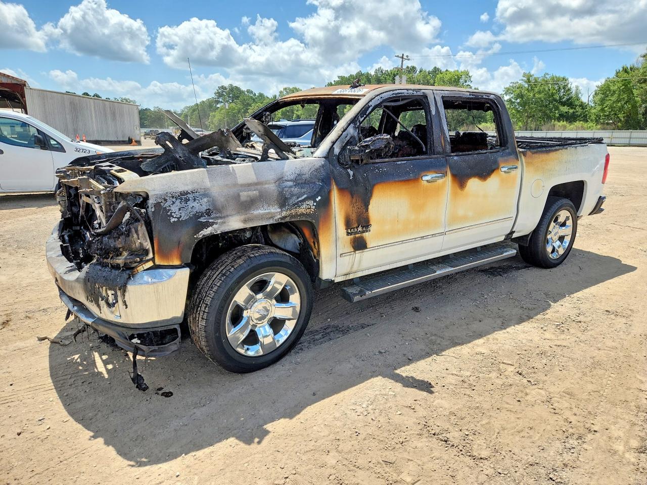 2018 CHEVROLET SILVERADO C1500 LTZ