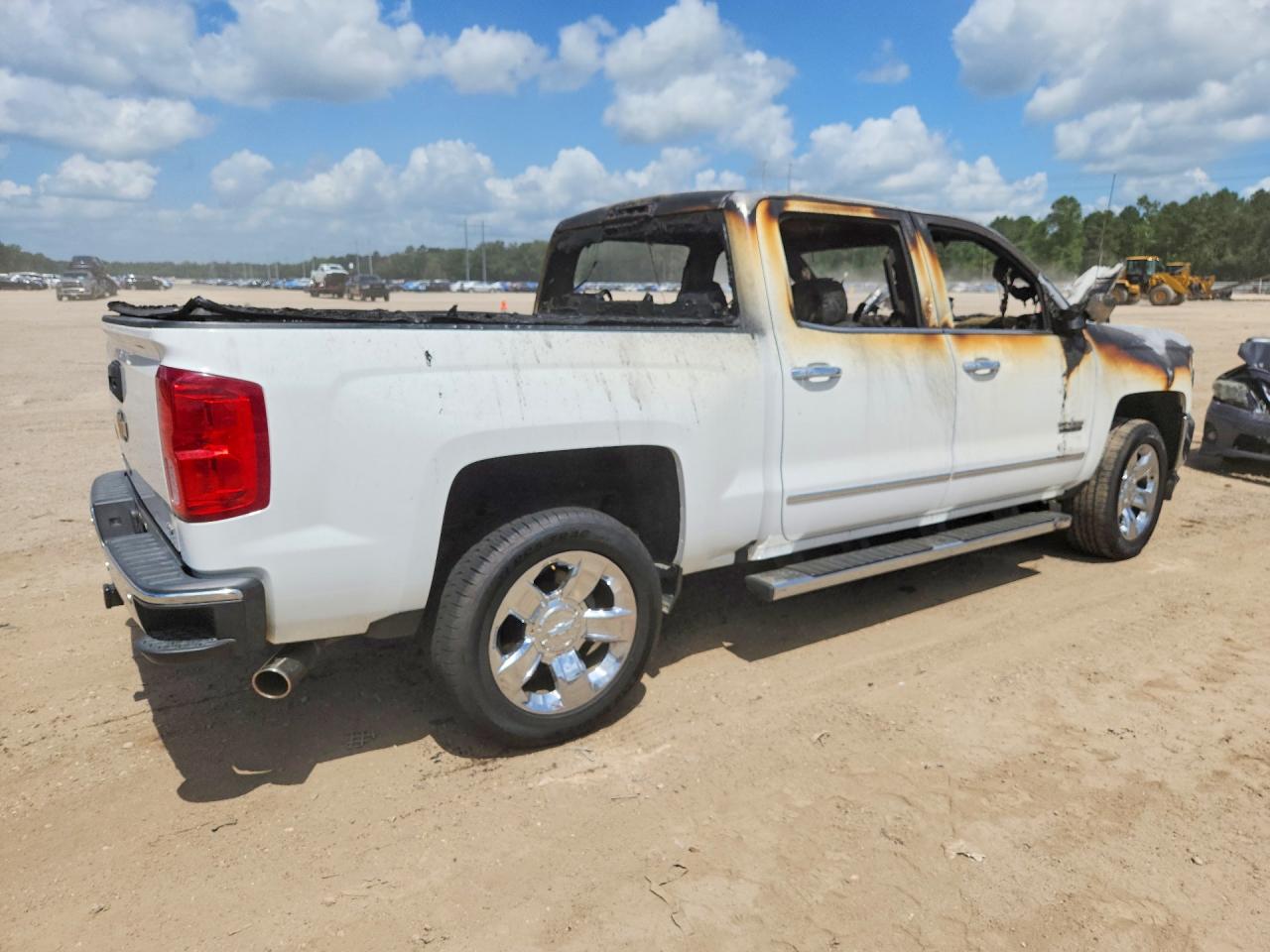 2018 CHEVROLET SILVERADO C1500 LTZ — снимка 3