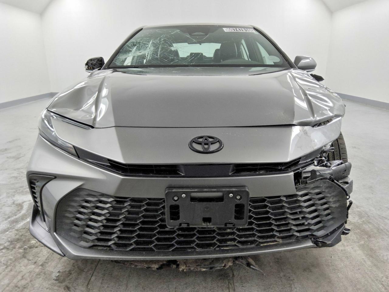 2026 TOYOTA CAMRY SE — снимка 5