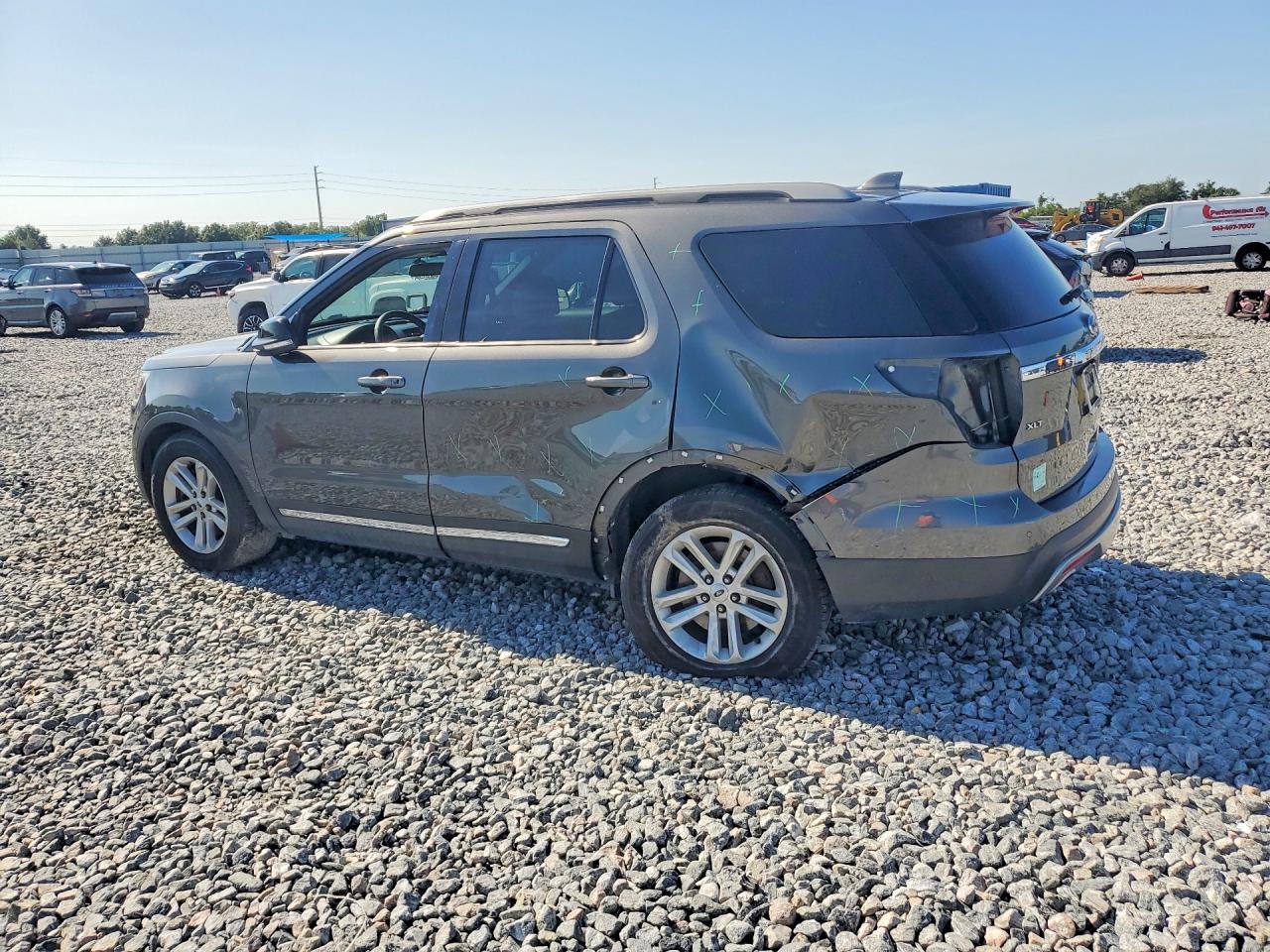 2017 FORD EXPLORER XLT — снимка 2