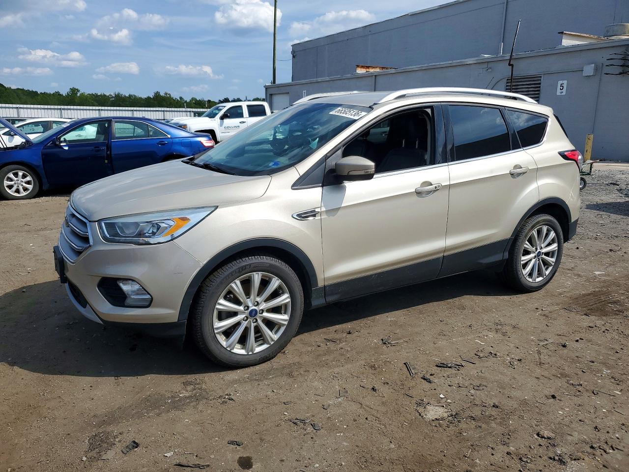 2017 FORD ESCAPE TITANIUM