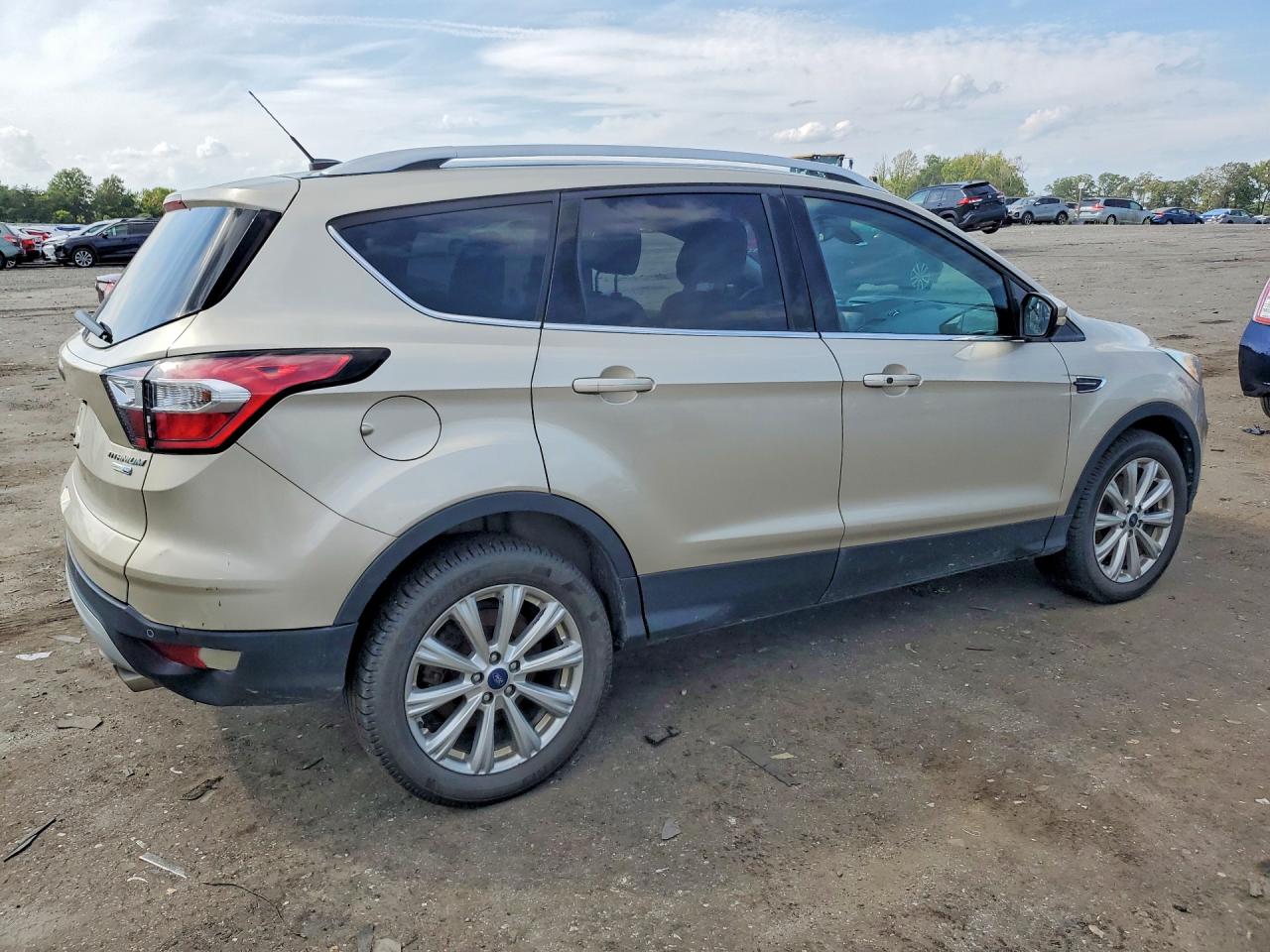 2017 FORD ESCAPE TITANIUM — снимка 3