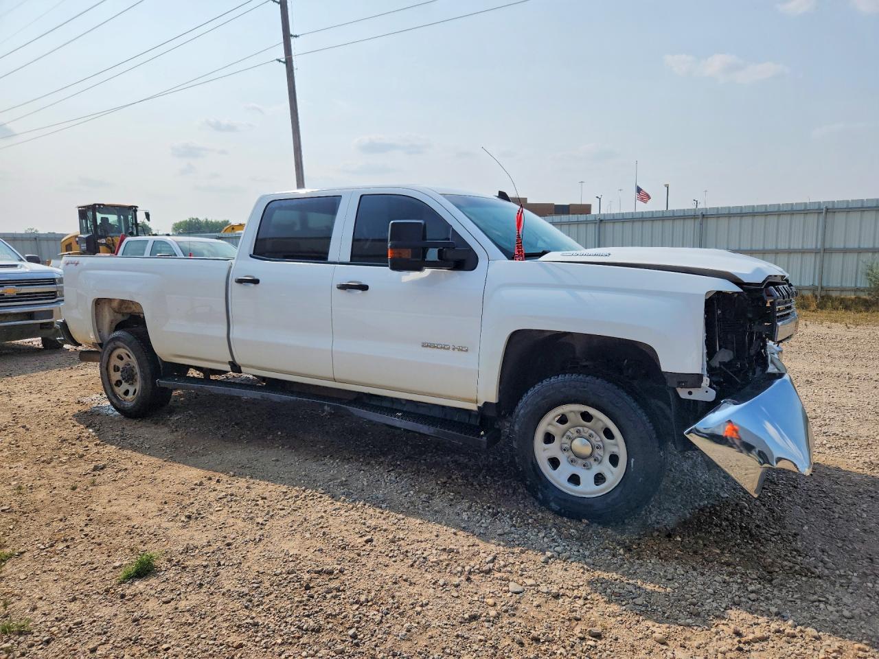 2017 CHEVROLET SILVERADO K3500 — снимка 4