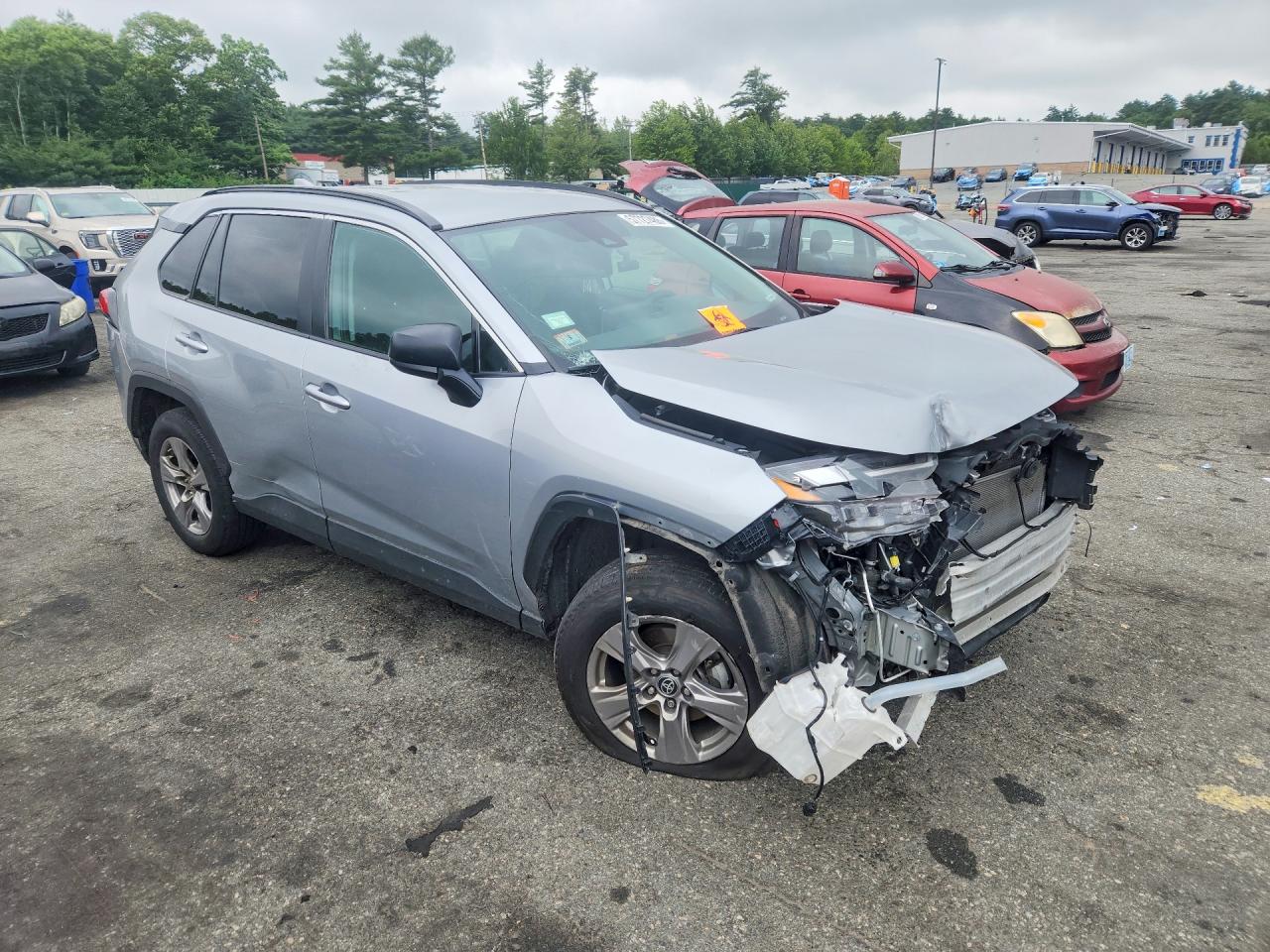 2024 TOYOTA RAV4 LE — снимка 4
