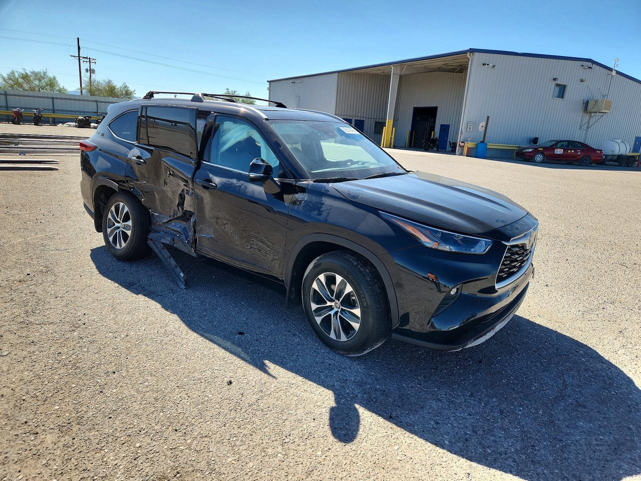 2022 TOYOTA HIGHLANDER XLE — снимка 4