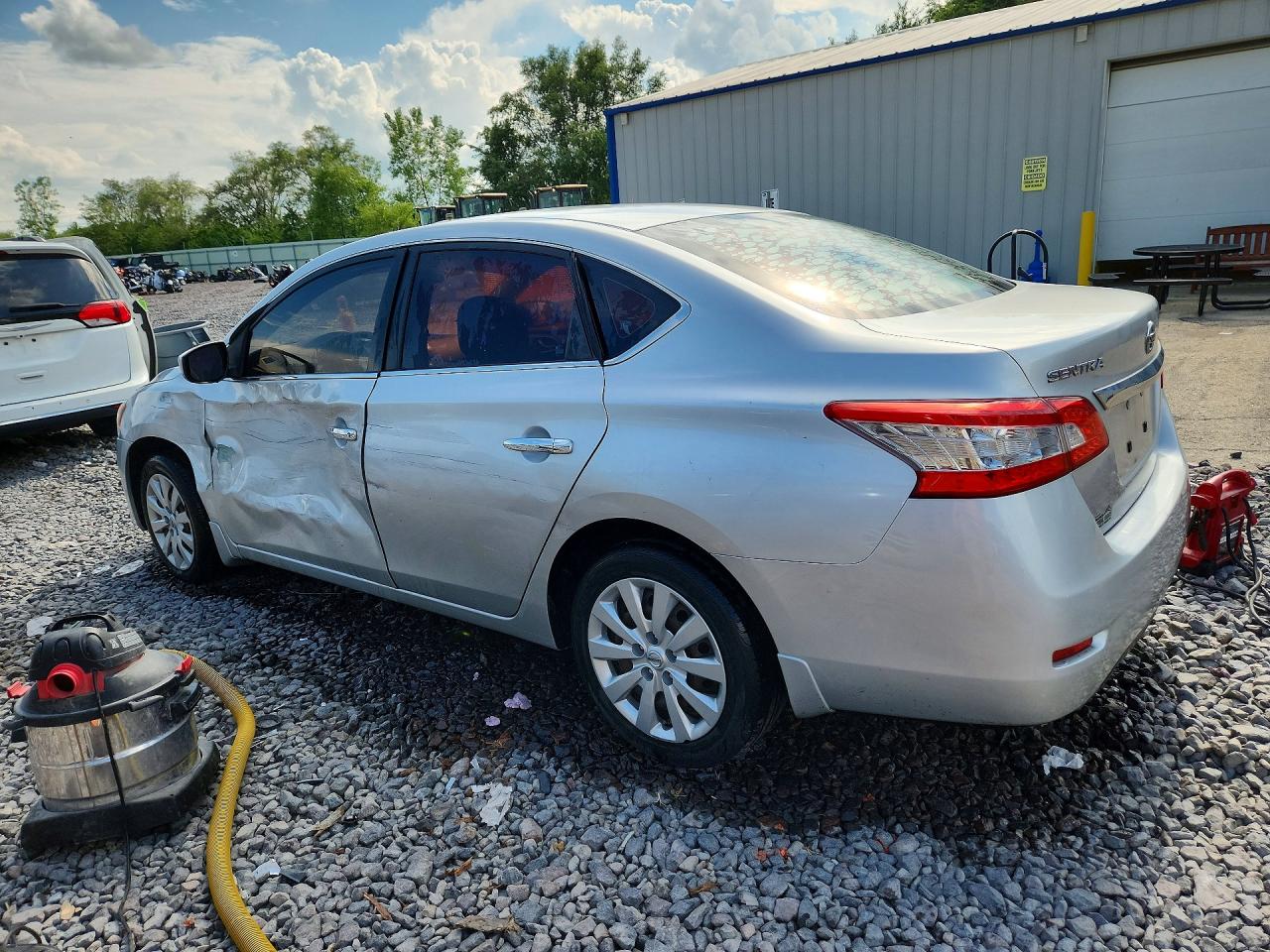 2015 NISSAN SENTRA S — снимка 2