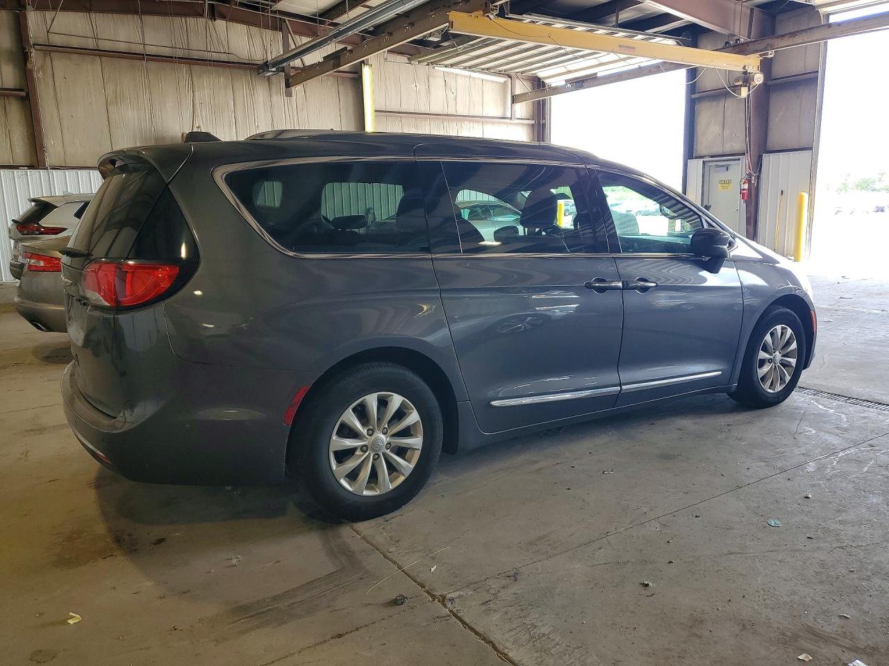 2019 CHRYSLER PACIFICA TOURING L — снимка 3