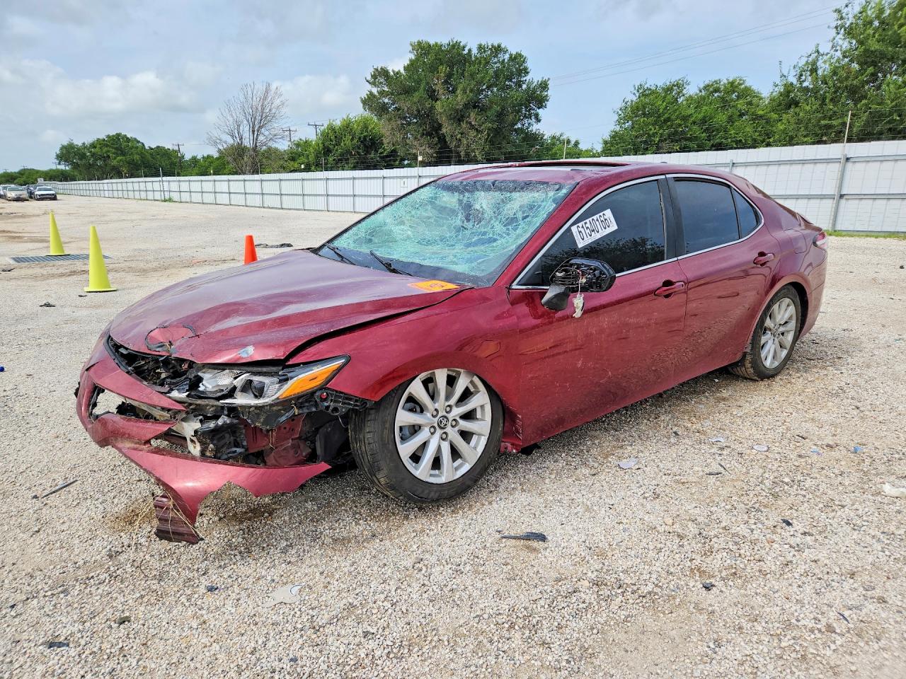 2018 TOYOTA CAMRY LE