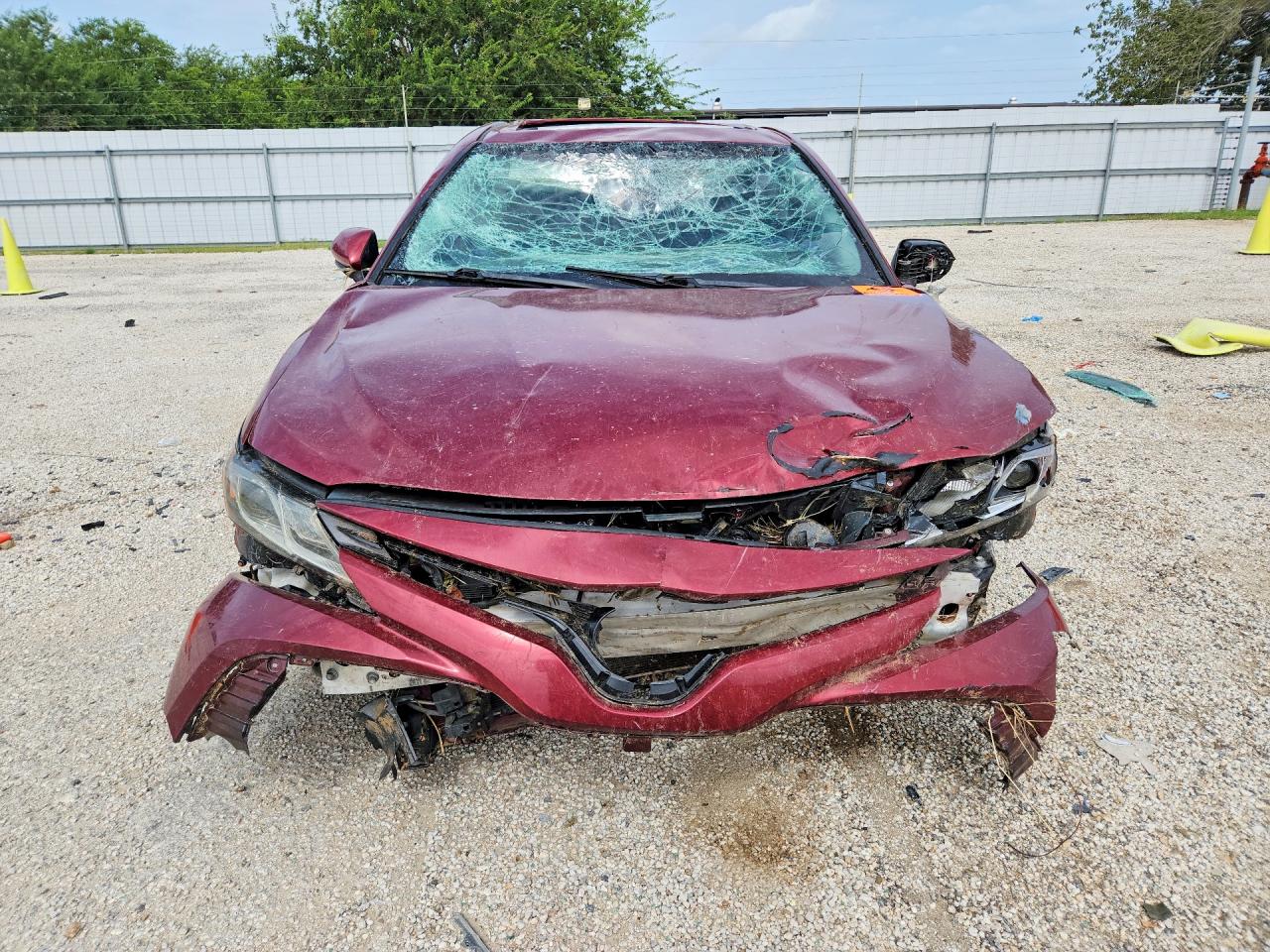 2018 TOYOTA CAMRY LE — снимка 5