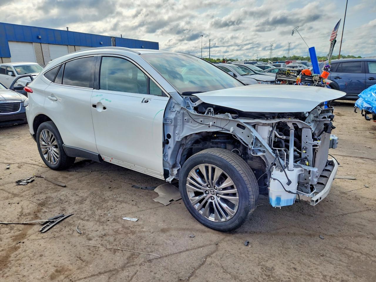 2024 TOYOTA VENZA XLE — снимка 4