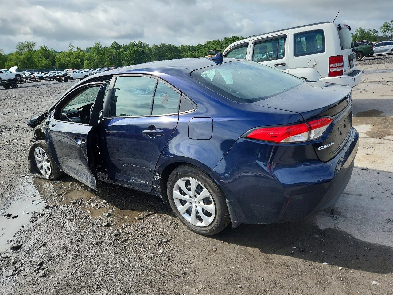 2026 TOYOTA COROLLA LE — снимка 2