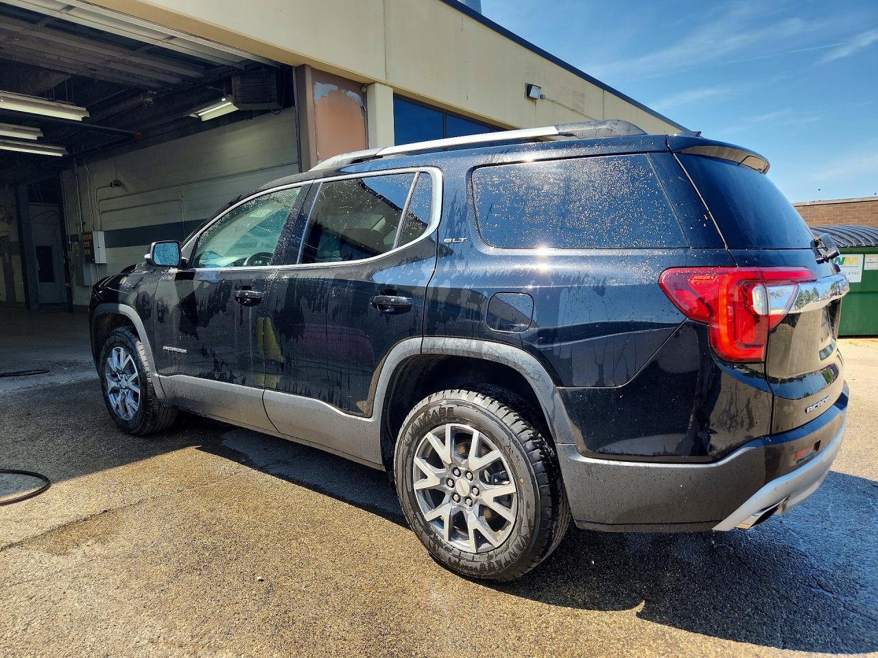 2023 GMC ACADIA SLT — снимка 2
