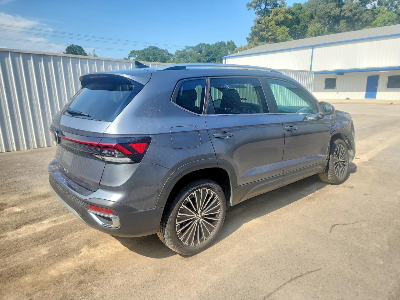 2026 VOLKSWAGEN TAOS SE — снимка 3