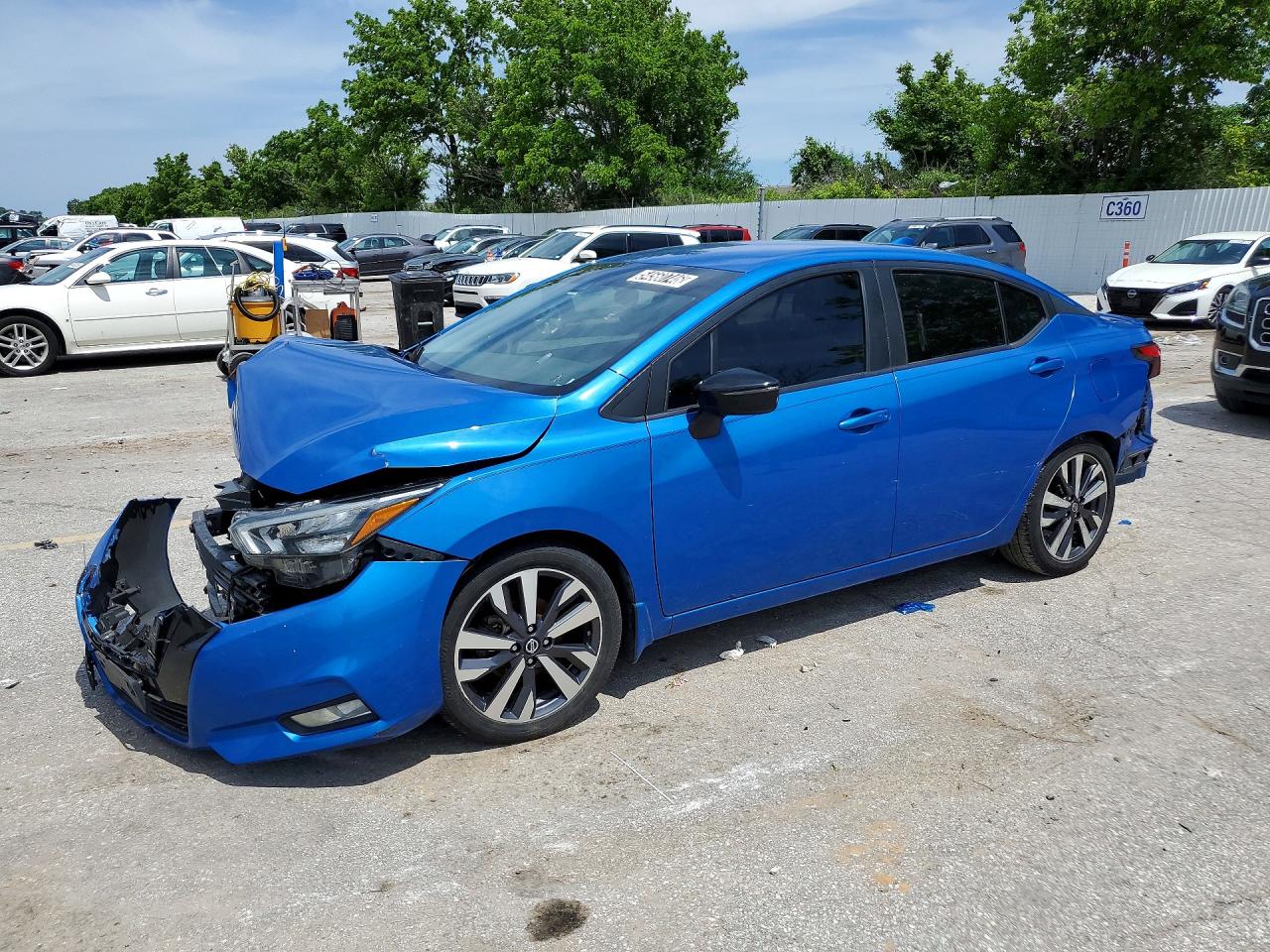 2020 NISSAN VERSA SR