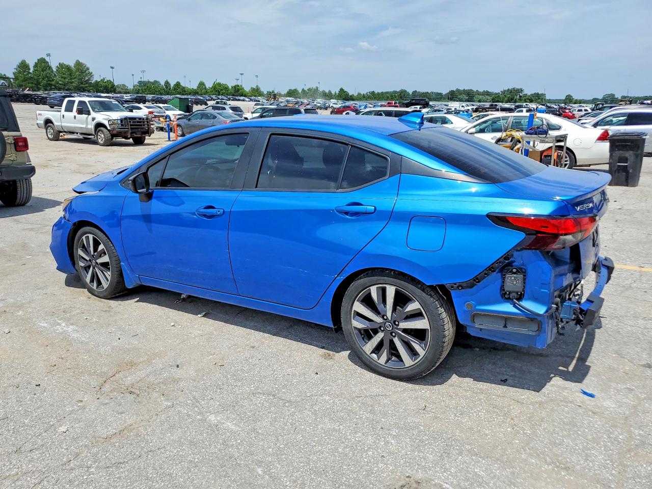 2020 NISSAN VERSA SR — снимка 2