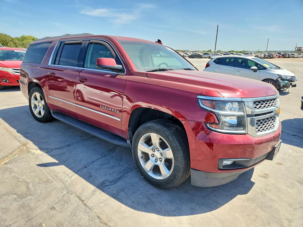 2017 CHEVROLET SUBURBAN C1500 LT — снимка 4