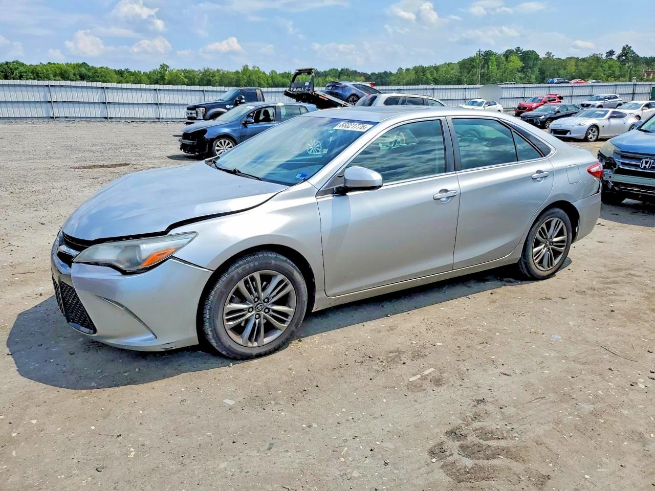 2017 TOYOTA CAMRY SE
