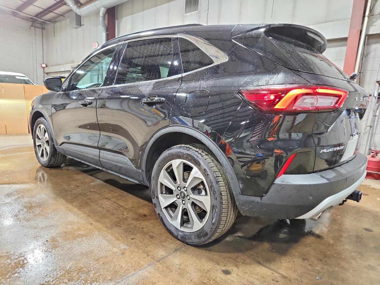 2025 FORD ESCAPE PLATINUM — снимка 2