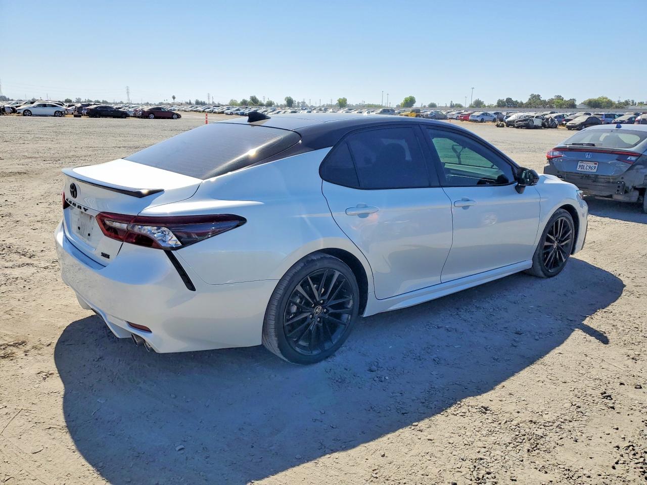 2024 TOYOTA CAMRY XSE — снимка 3