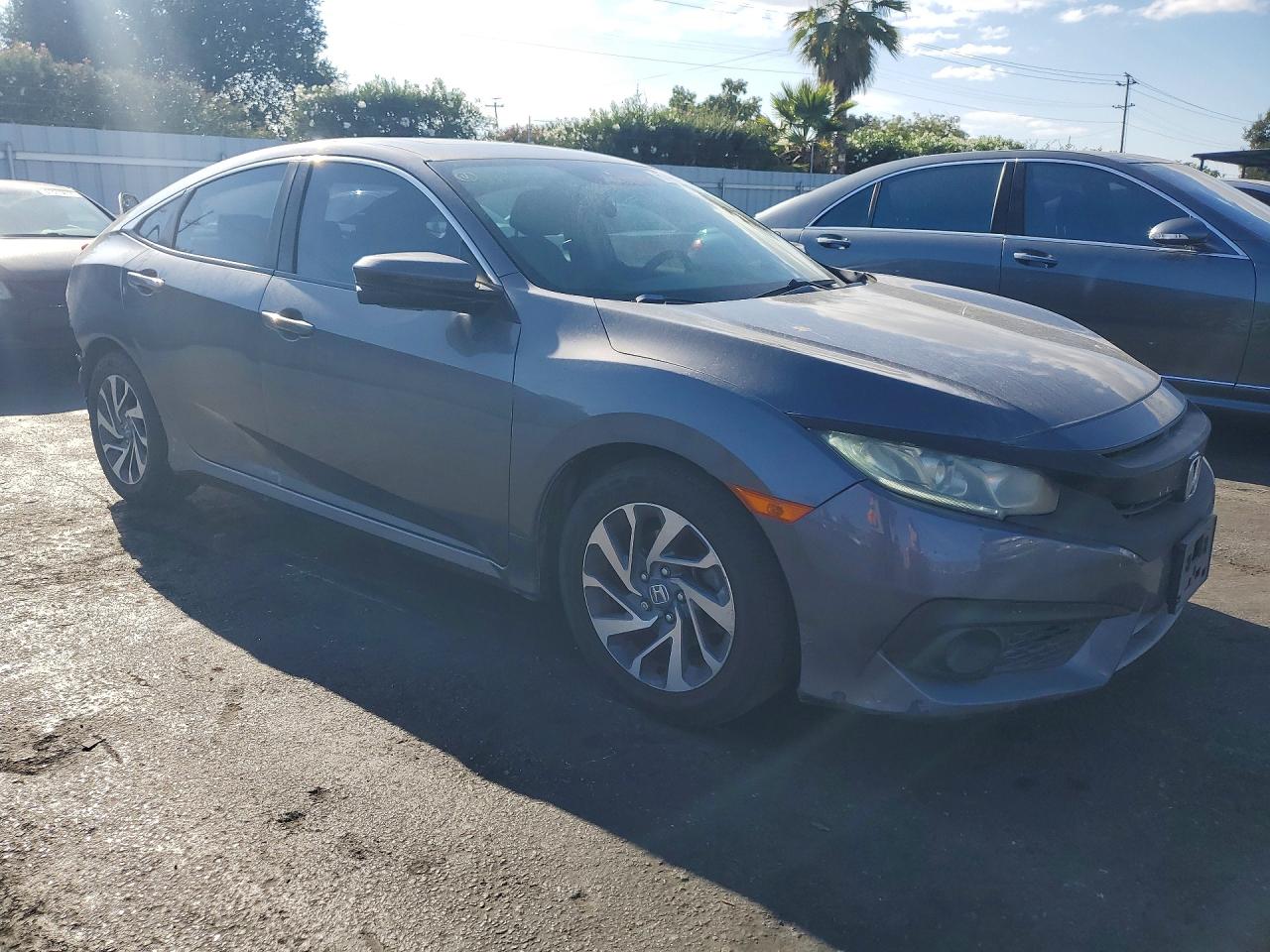 2017 HONDA CIVIC EX — снимка 4