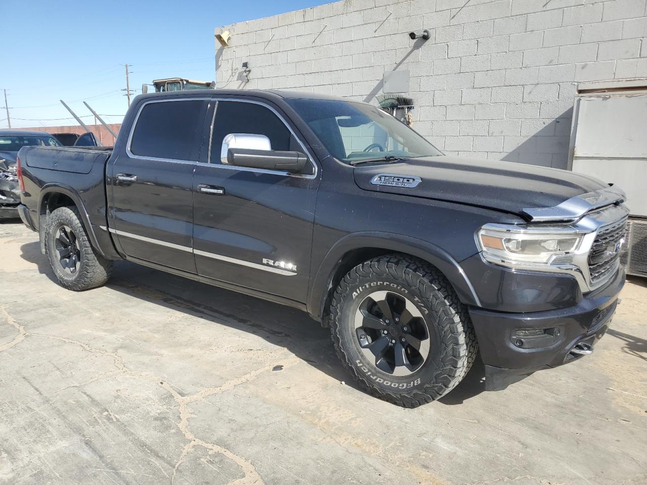 2020 RAM 1500 LIMITED — снимка 4