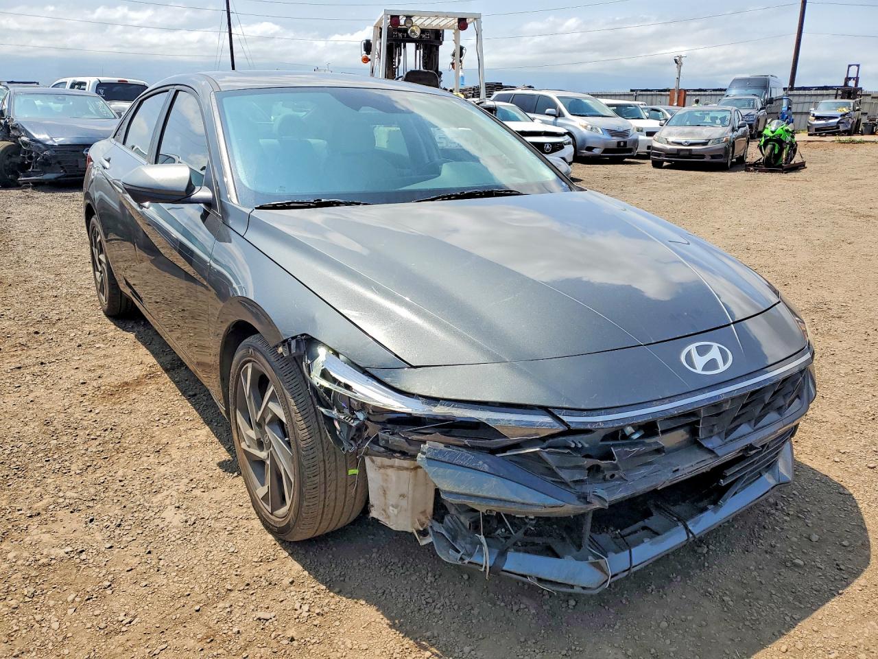 2024 HYUNDAI ELANTRA LIMITED — снимка 4