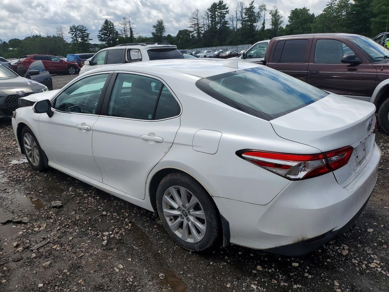 2020 TOYOTA CAMRY LE — снимка 2