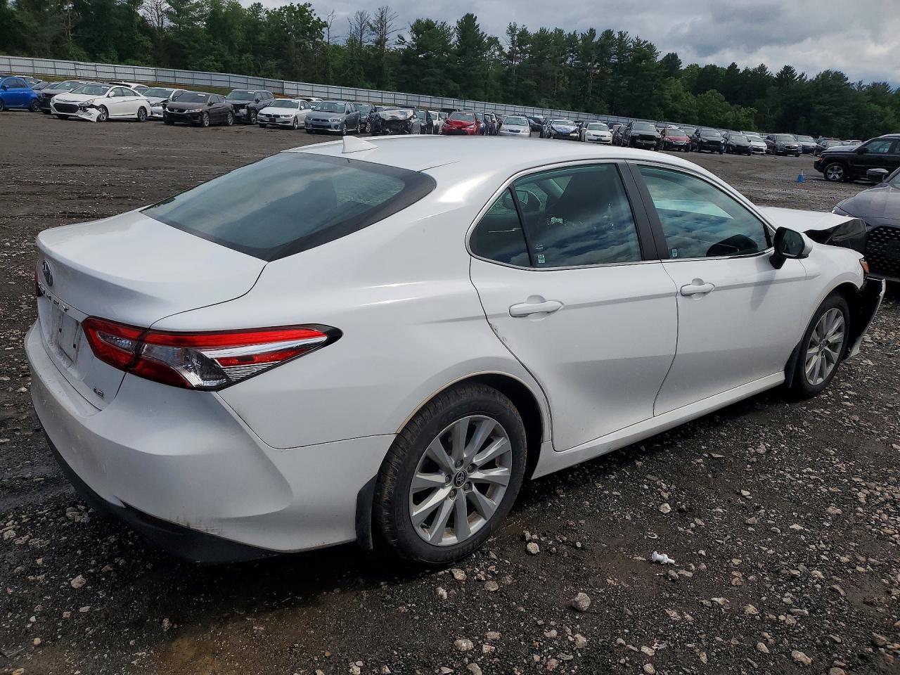 2020 TOYOTA CAMRY LE — снимка 3