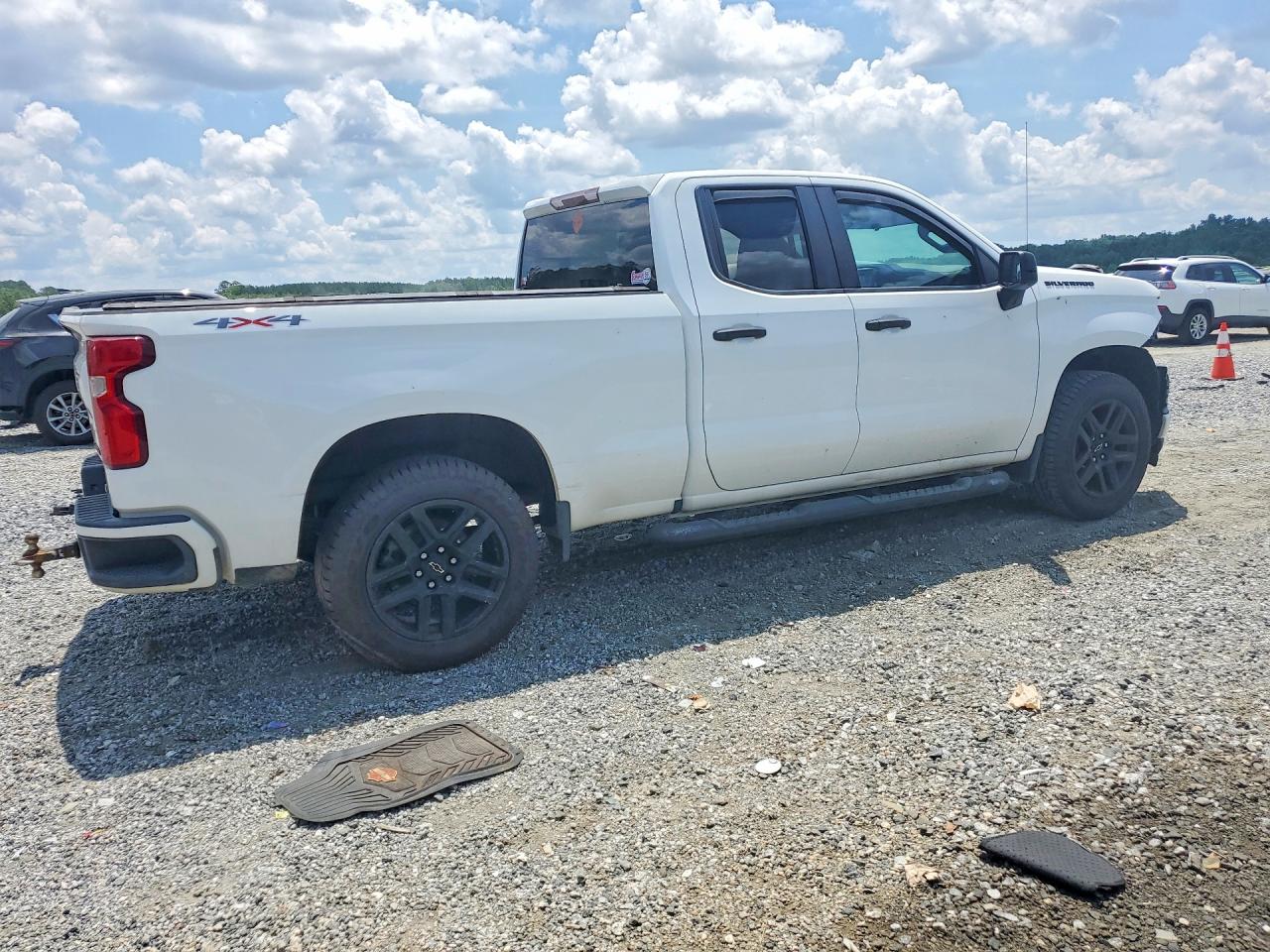 2020 CHEVROLET SILVERADO K1500 CUSTOM — снимка 3