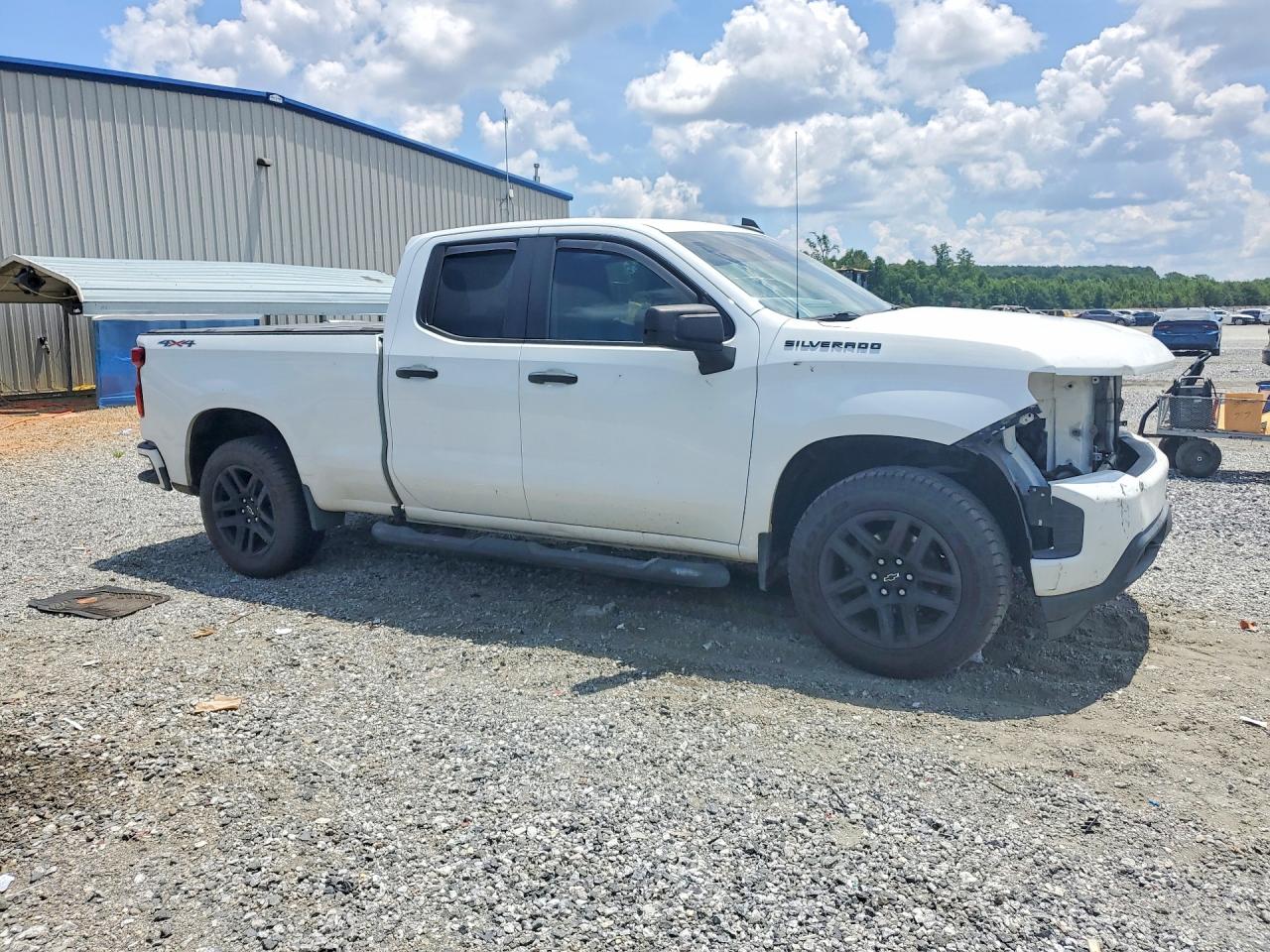 2020 CHEVROLET SILVERADO K1500 CUSTOM — снимка 4