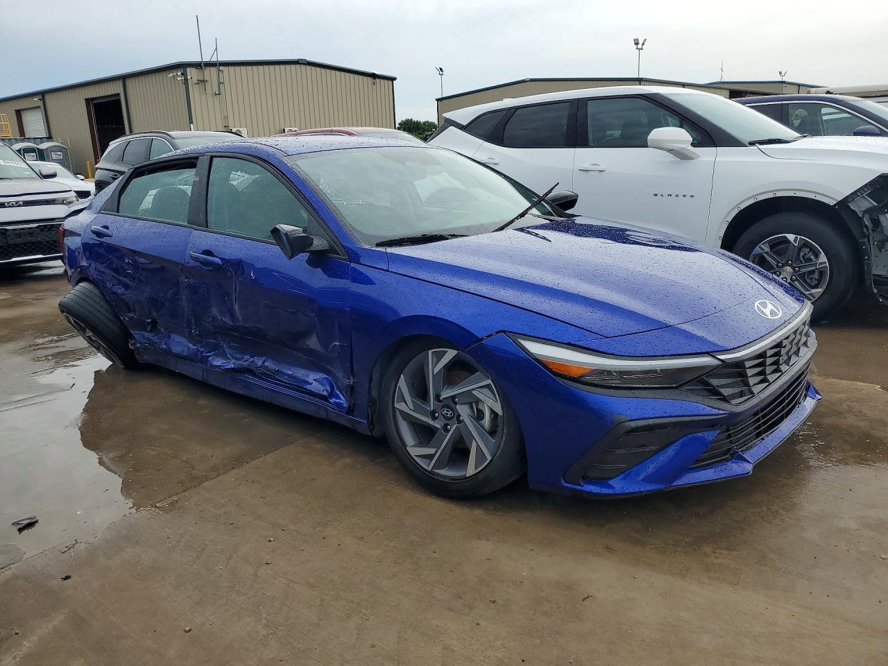 2025 HYUNDAI ELANTRA SEL SPORT — снимка 4