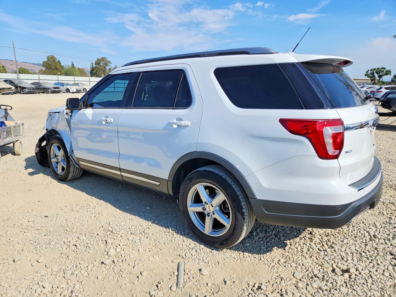 2018 FORD EXPLORER XLT — снимка 2