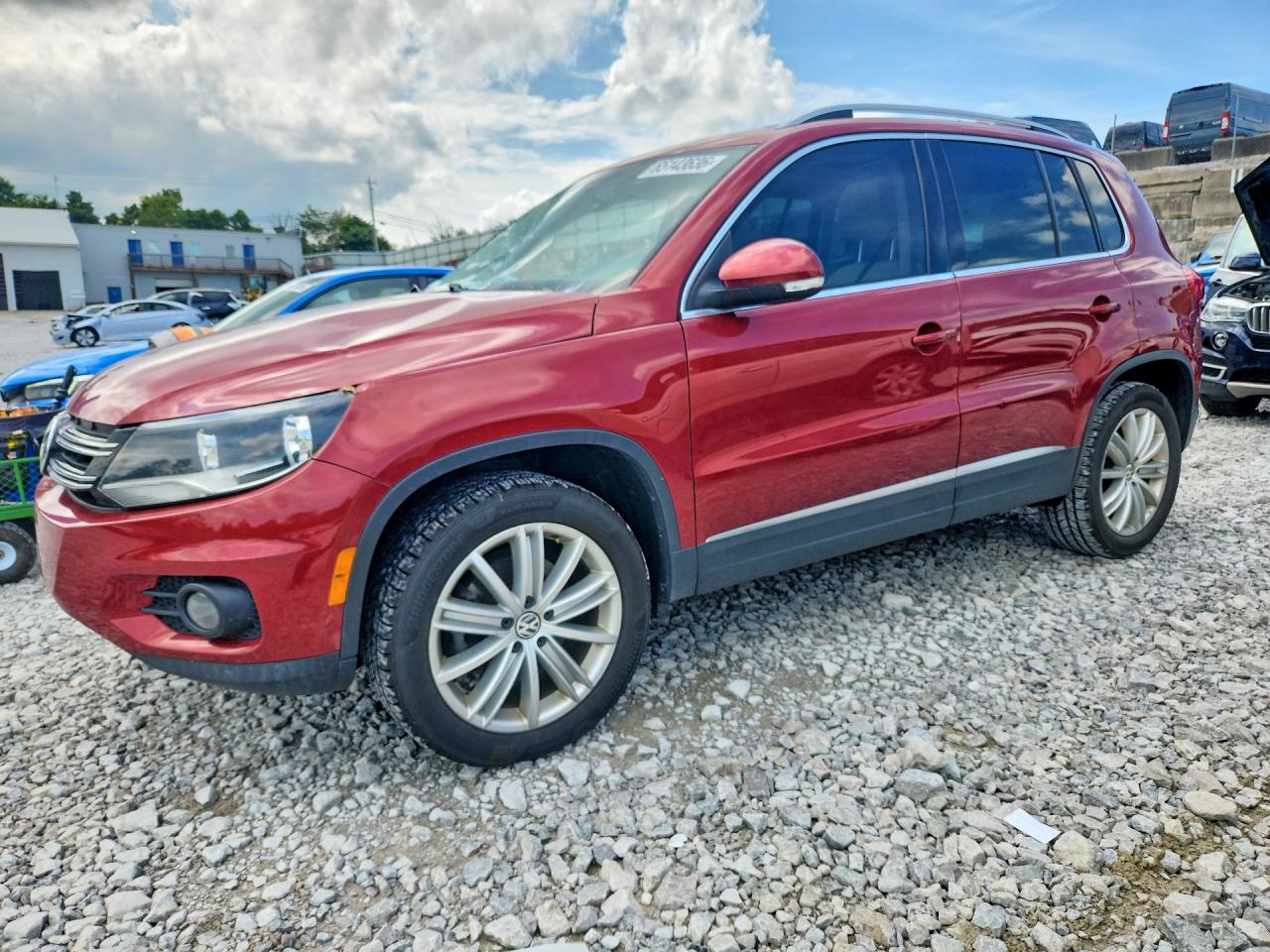 2015 VOLKSWAGEN TIGUAN S
