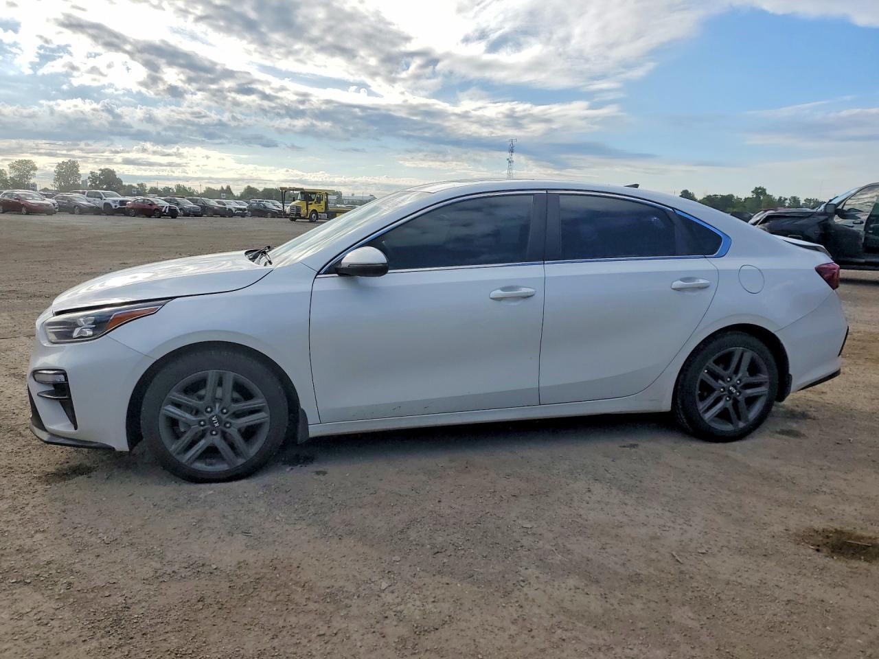 2021 KIA FORTE EX