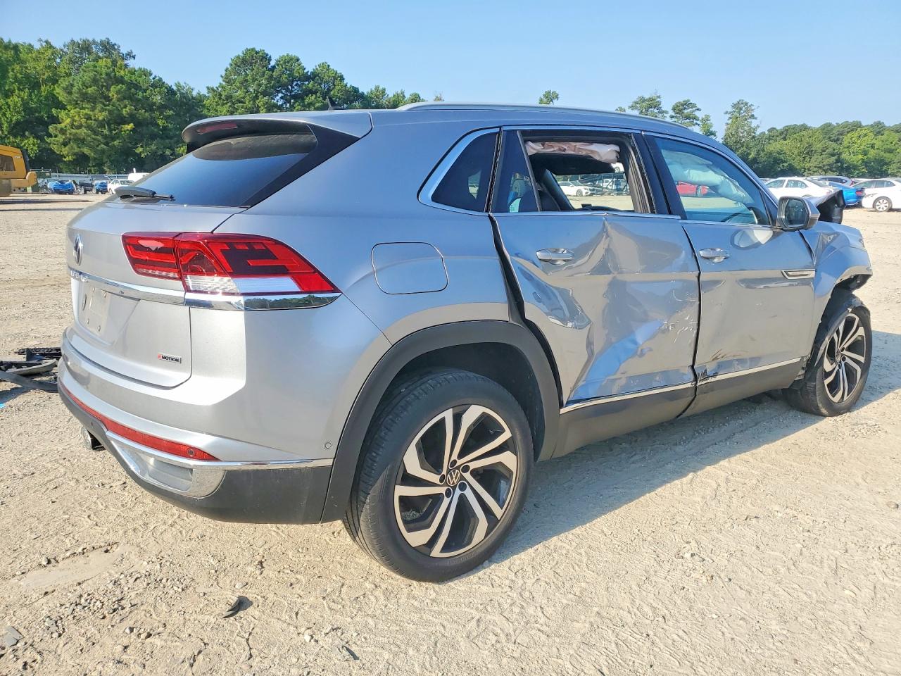 2021 VOLKSWAGEN ATLAS CROSS SPORT SEL PREMIUM — снимка 4