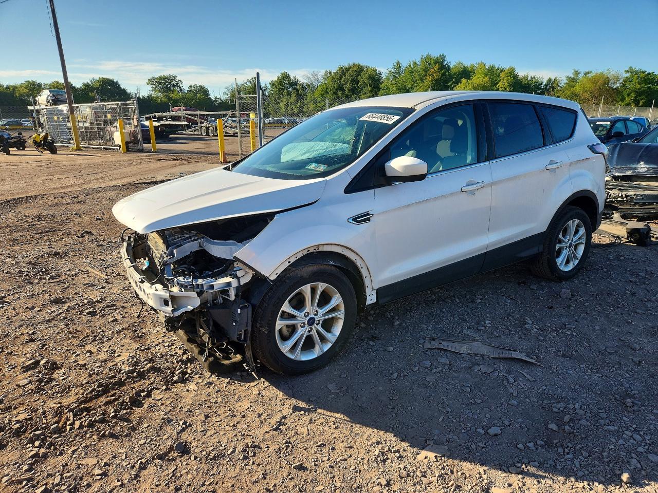 2017 FORD ESCAPE SE
