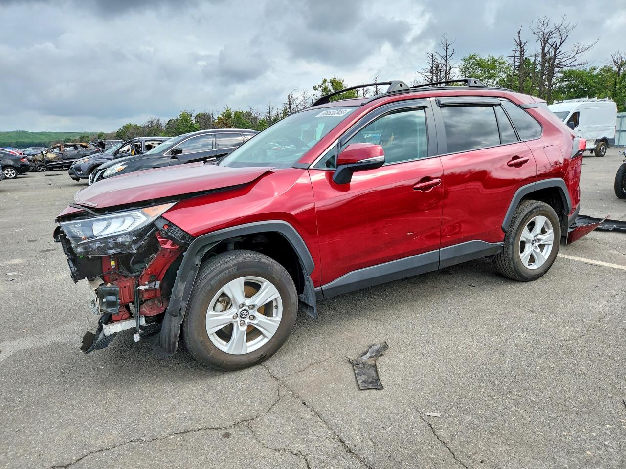 2020 TOYOTA RAV4 XLE