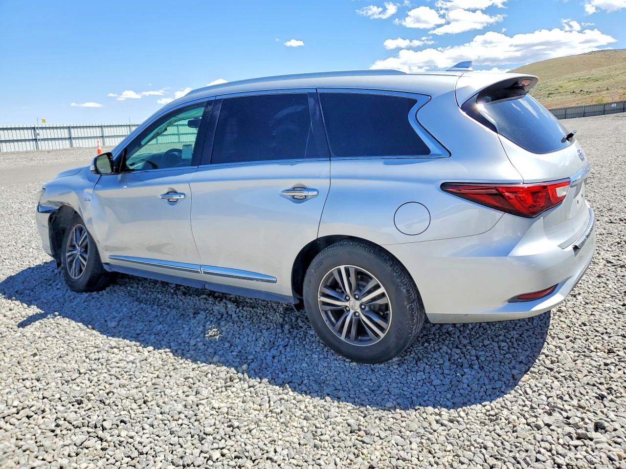 2016 INFINITI QX60 BASE — снимка 2