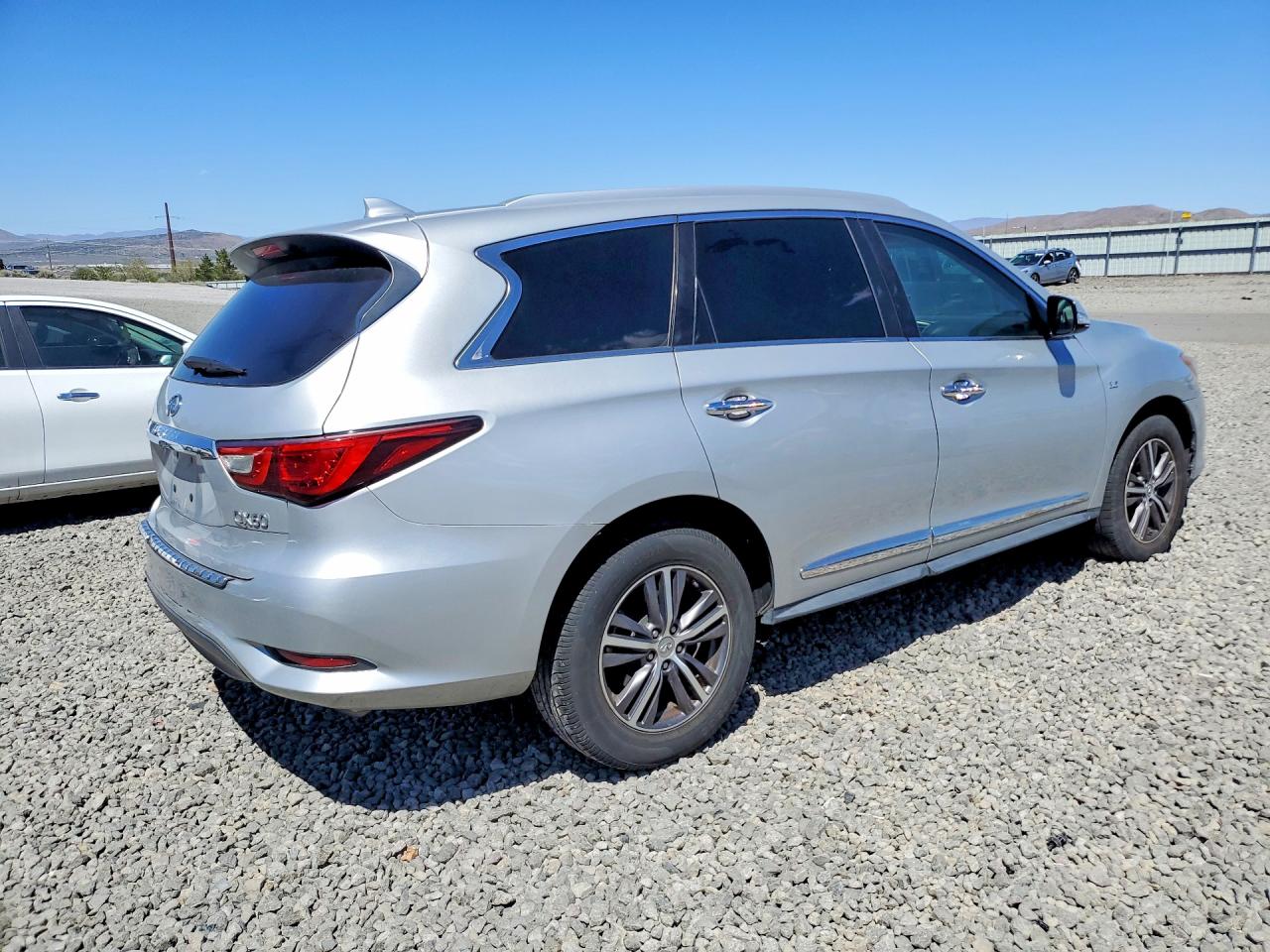2016 INFINITI QX60 BASE — снимка 3