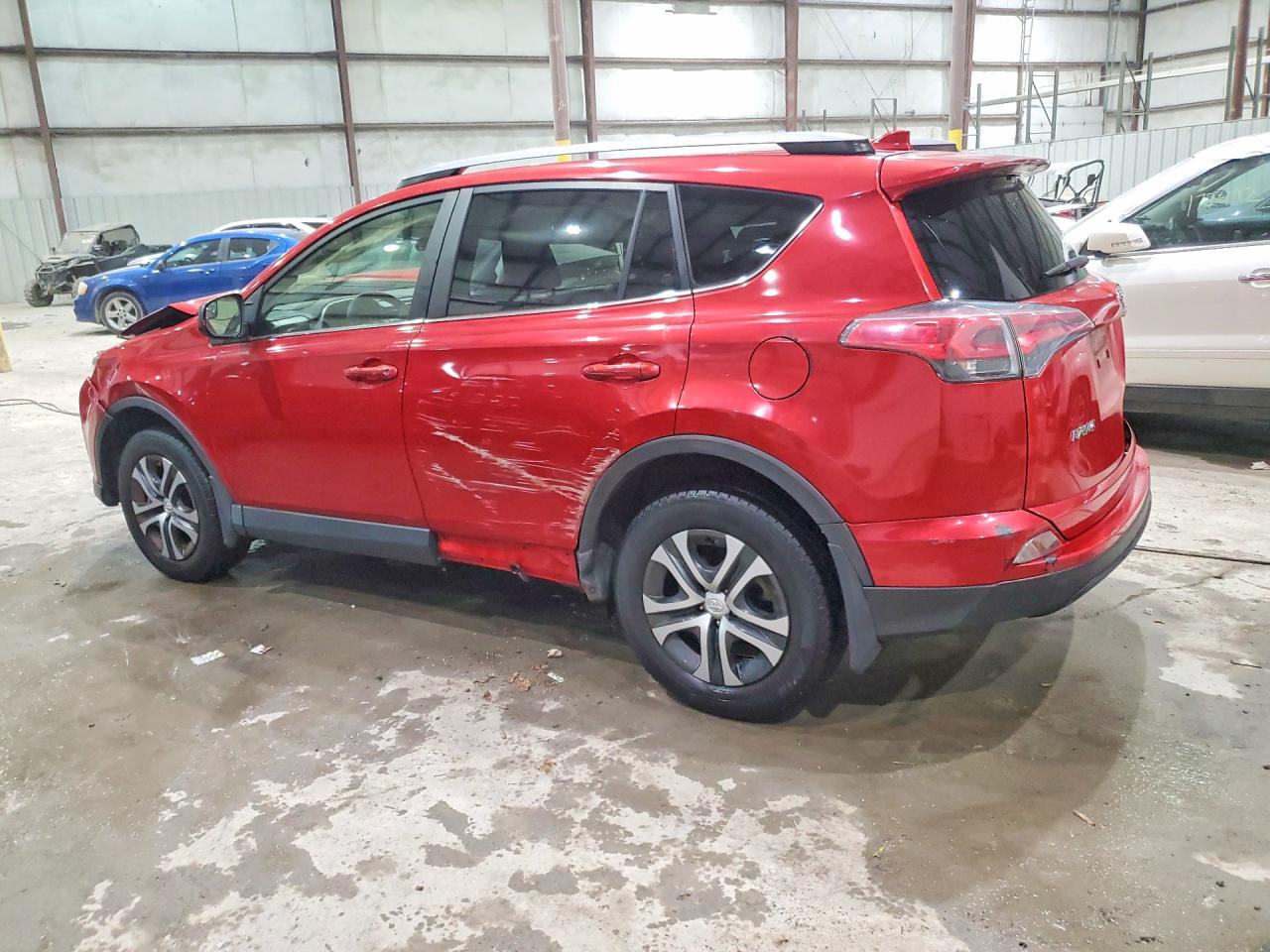 2017 TOYOTA RAV4 LE — снимка 2